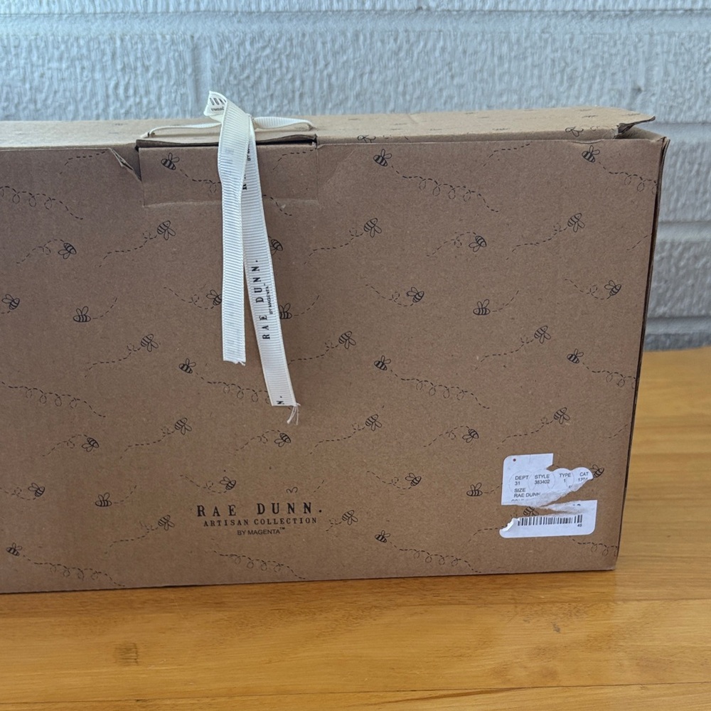 Rae Dunn Queen Mug and Honey Pot Gift Set NIB - Picture 5 of 9
